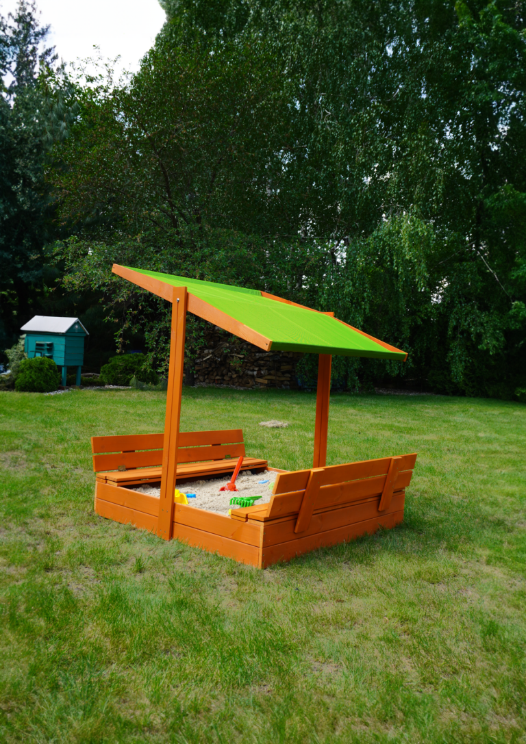 Piaskownica 120 drewniana z daszkiem